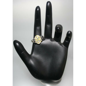 3/$15 White Stone With Yellow Flowers Silver Tone Women's fashion Jewelry New